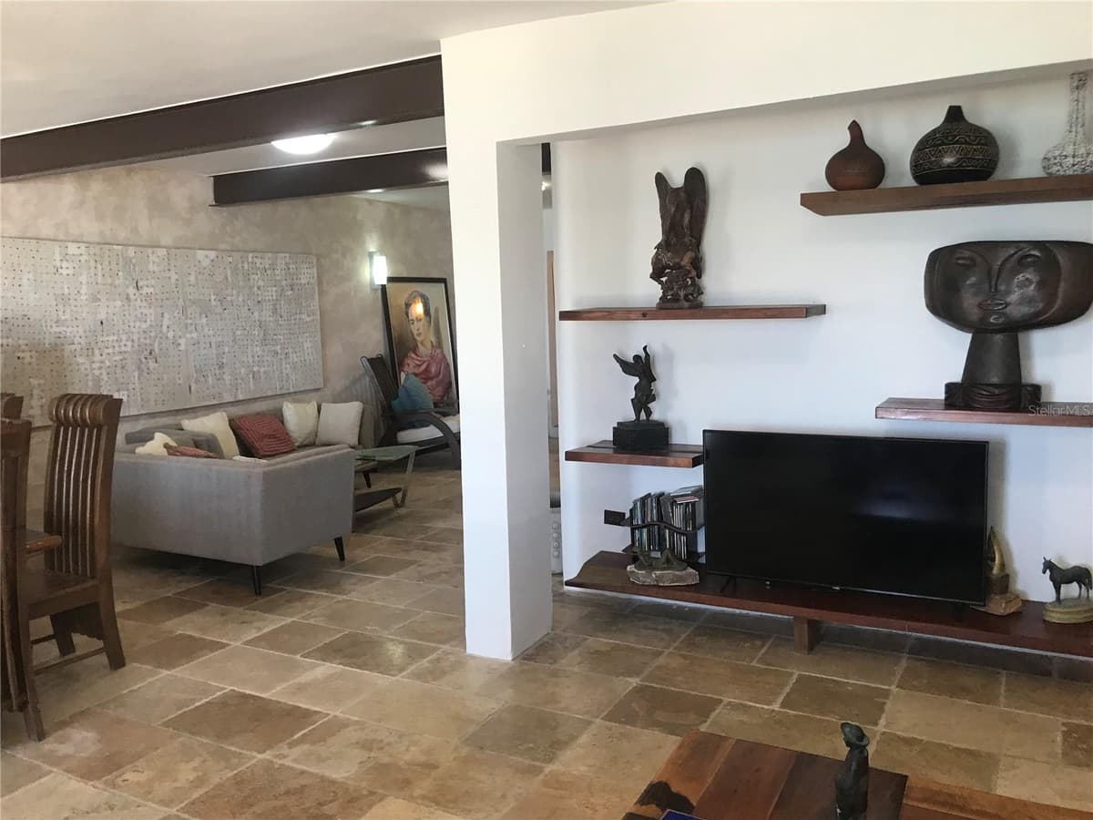 2 EMAJAGUA — photo 15 of 24