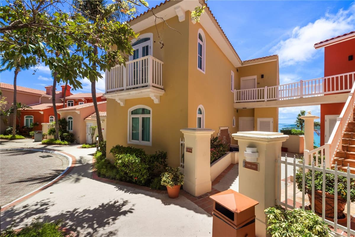 1000 EL CONQUISTADOR AVE — photo 1 of 19
