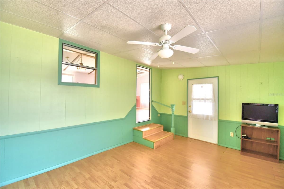 251 PATTERSON ROAD — photo 9 of 45