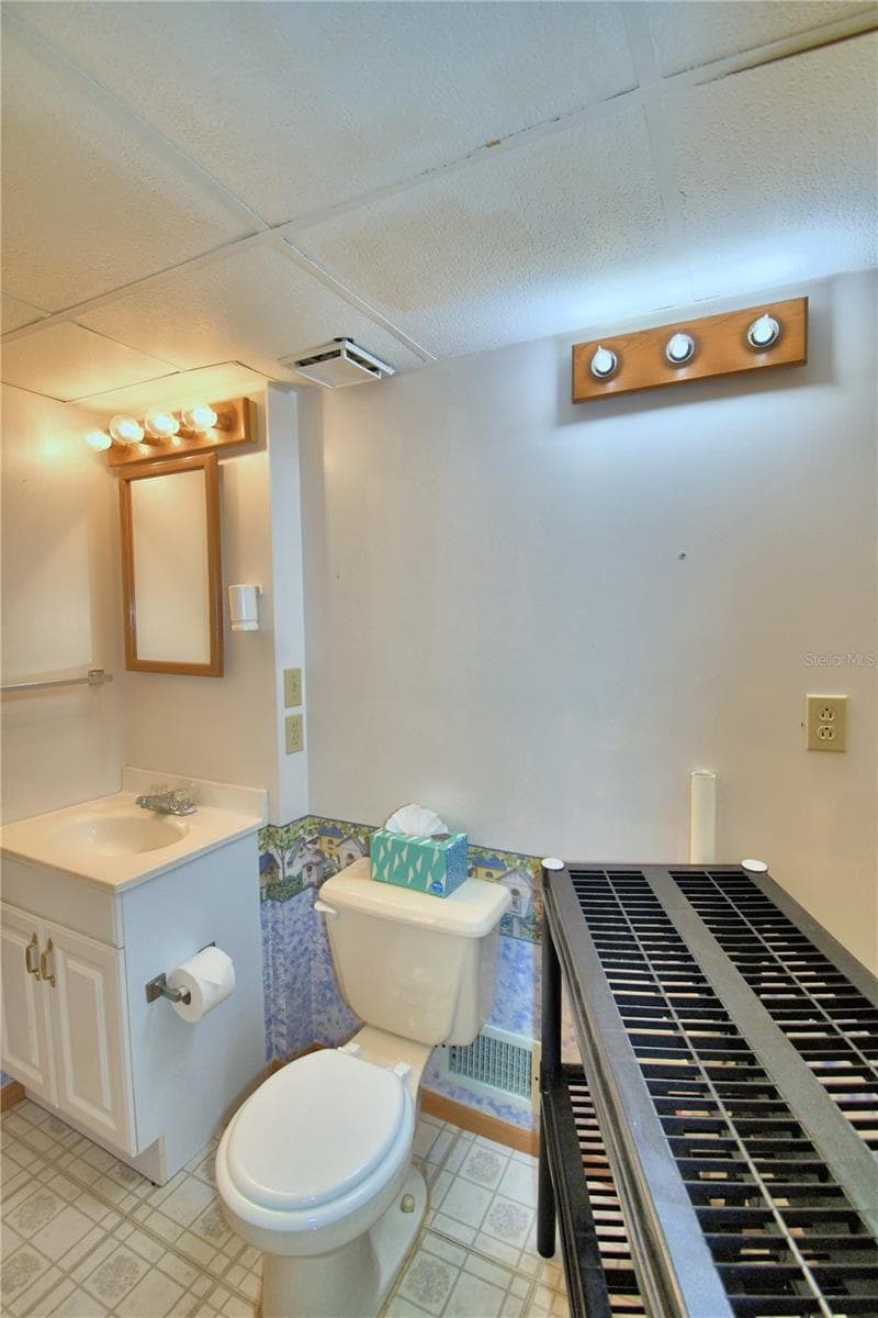 251 PATTERSON ROAD — photo 14 of 45