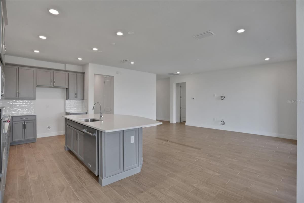 7454 SEA MANATEE STREET — photo 48 of 56