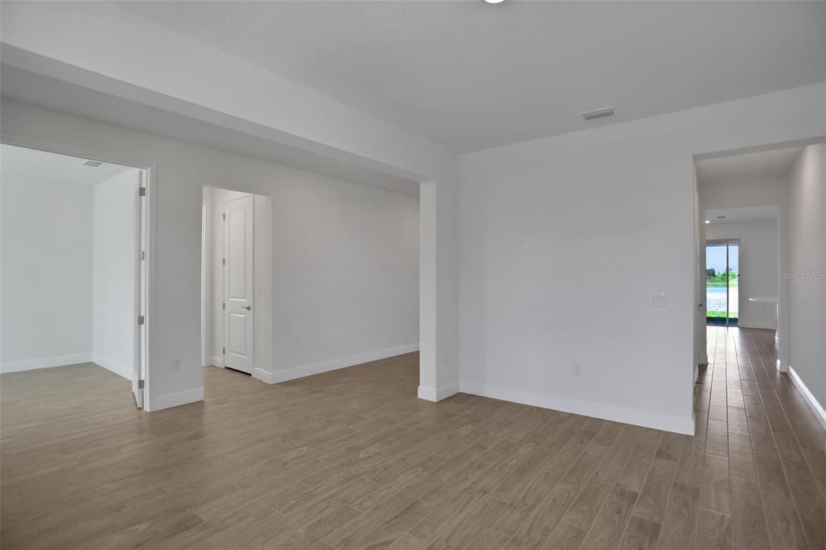 7454 SEA MANATEE STREET — photo 15 of 56