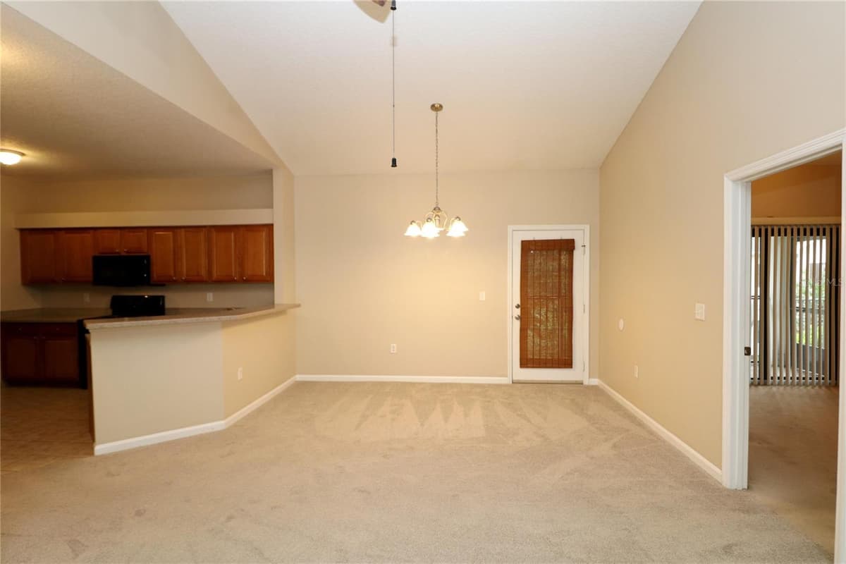 104 LAUREL WOOD WAY — photo 6 of 31