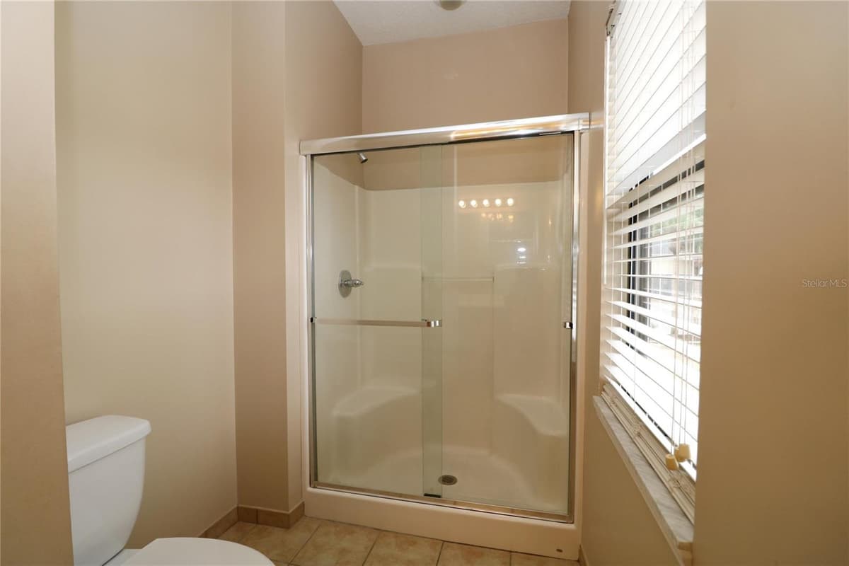 104 LAUREL WOOD WAY — photo 16 of 31