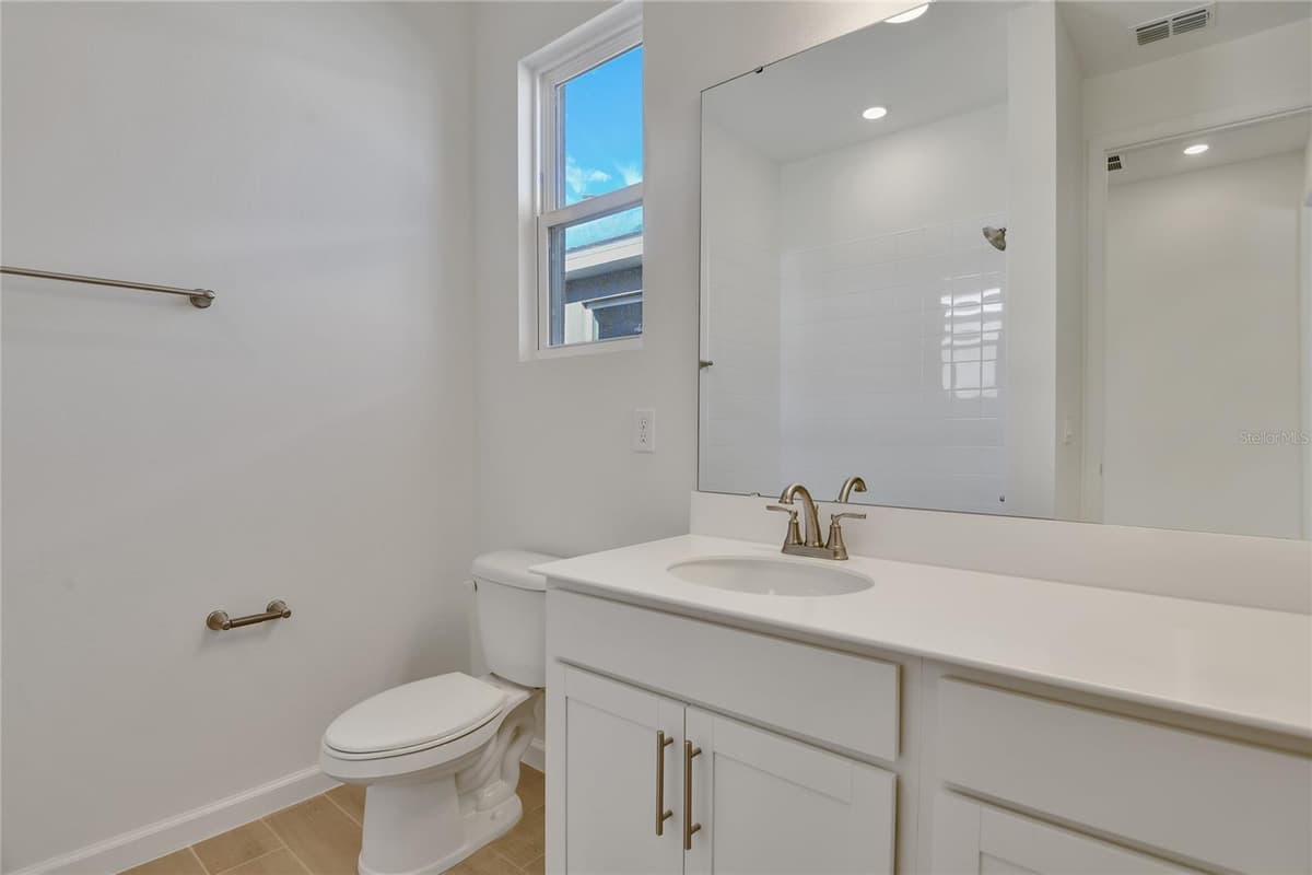 207 BULL FROG LANE — photo 11 of 20