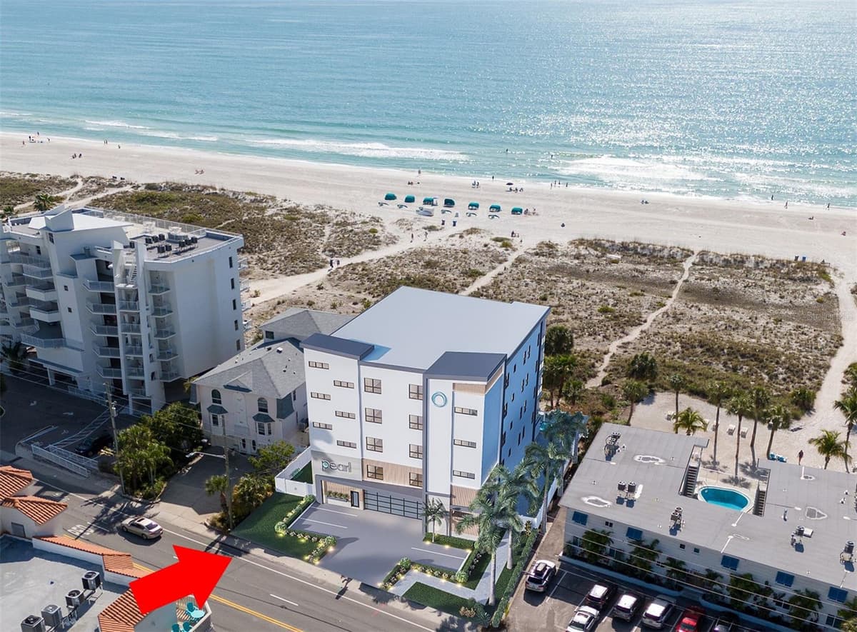 10126 GULF BOULEVARD — photo 3 of 34