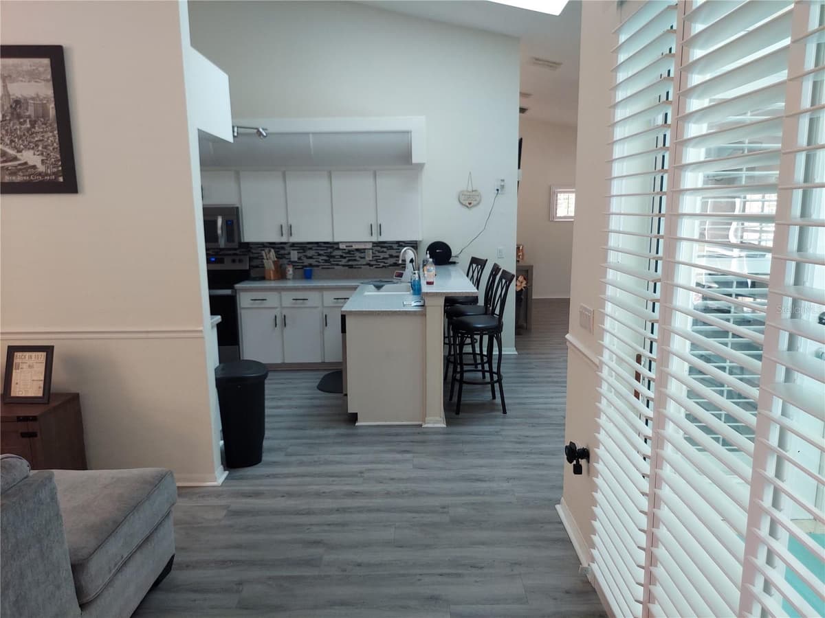 5735 LENA DRIVE — photo 15 of 95