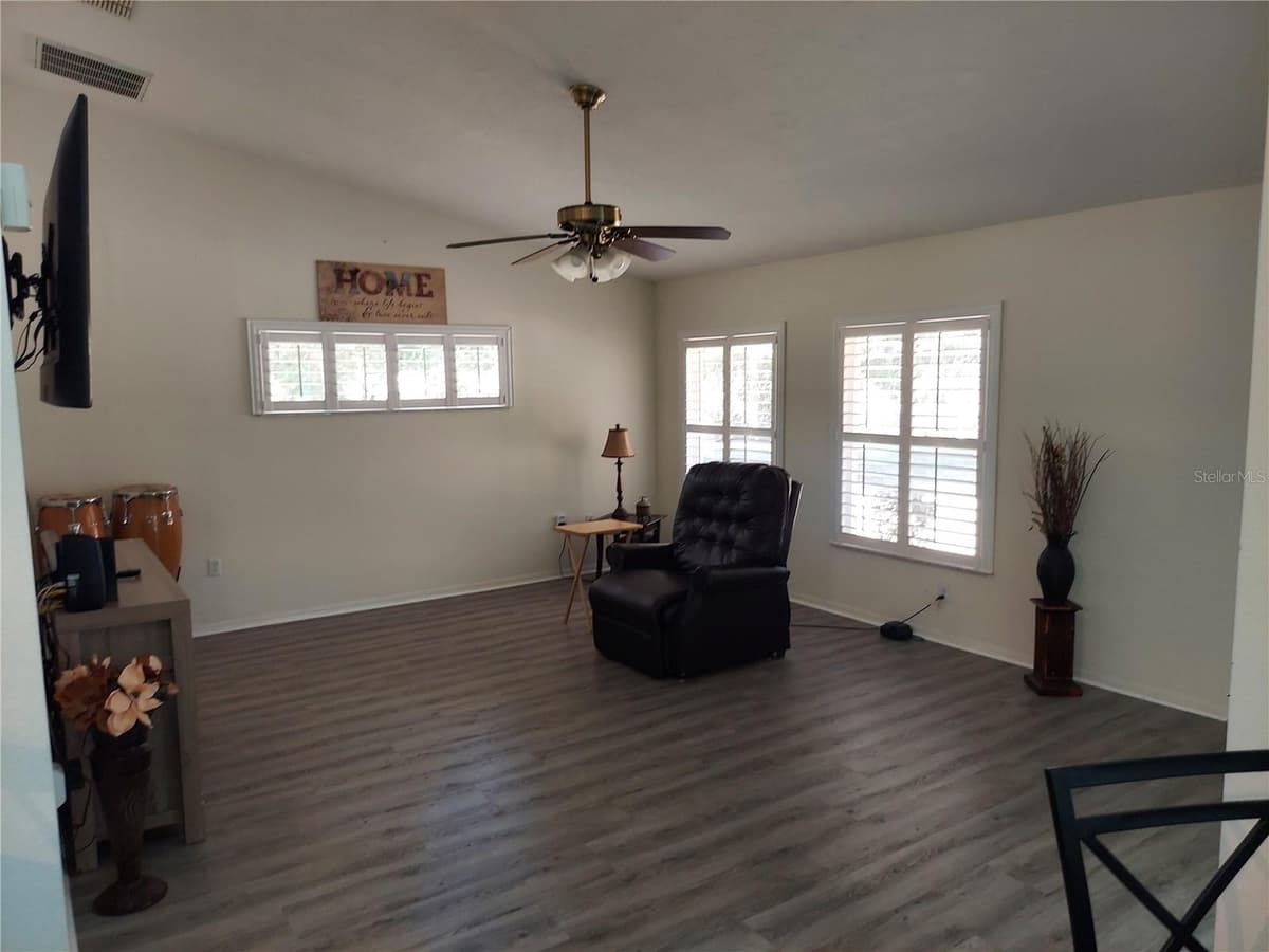 5735 LENA DRIVE — photo 19 of 95