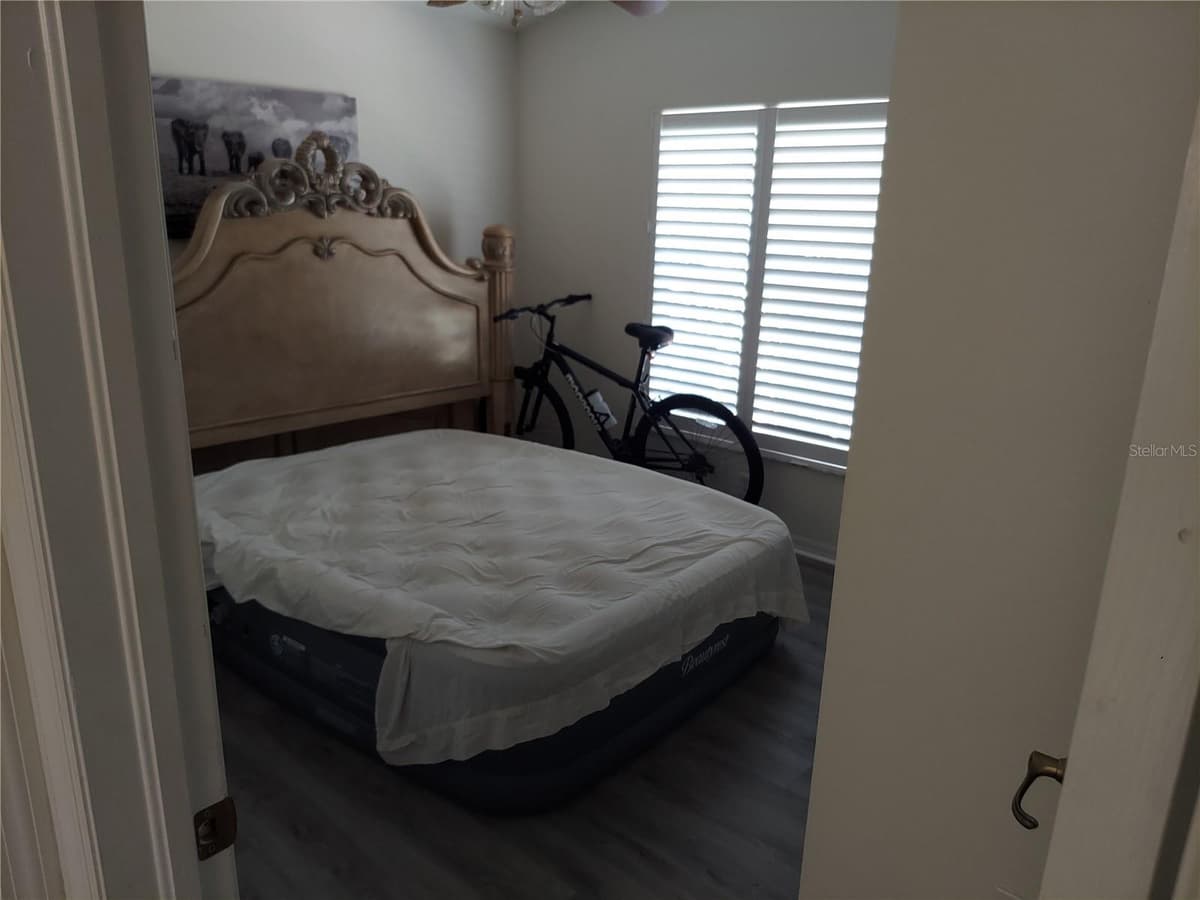 5735 LENA DRIVE — photo 61 of 95