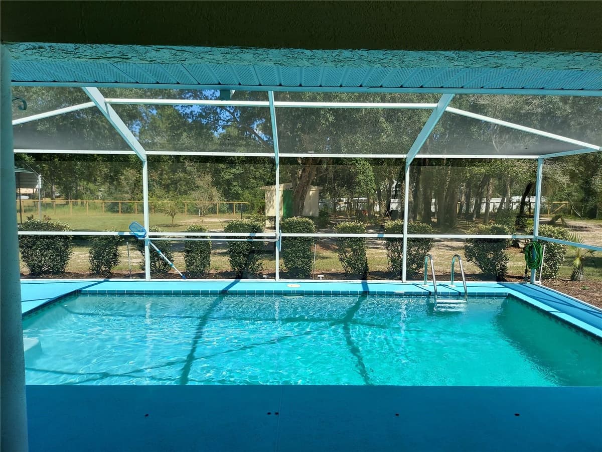5735 LENA DRIVE — photo 84 of 95