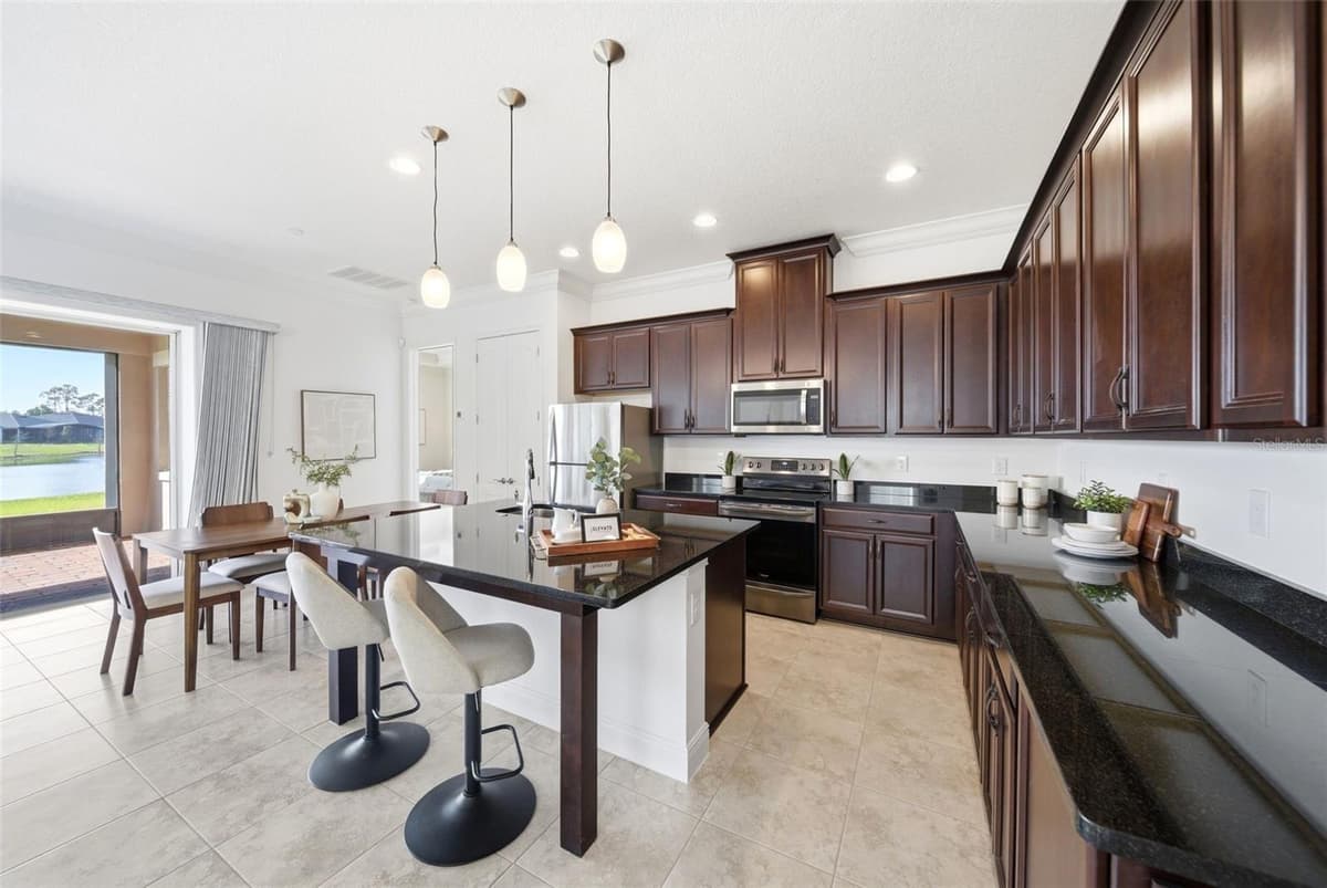 2717 GREENLANDS STREET — photo 15 of 60