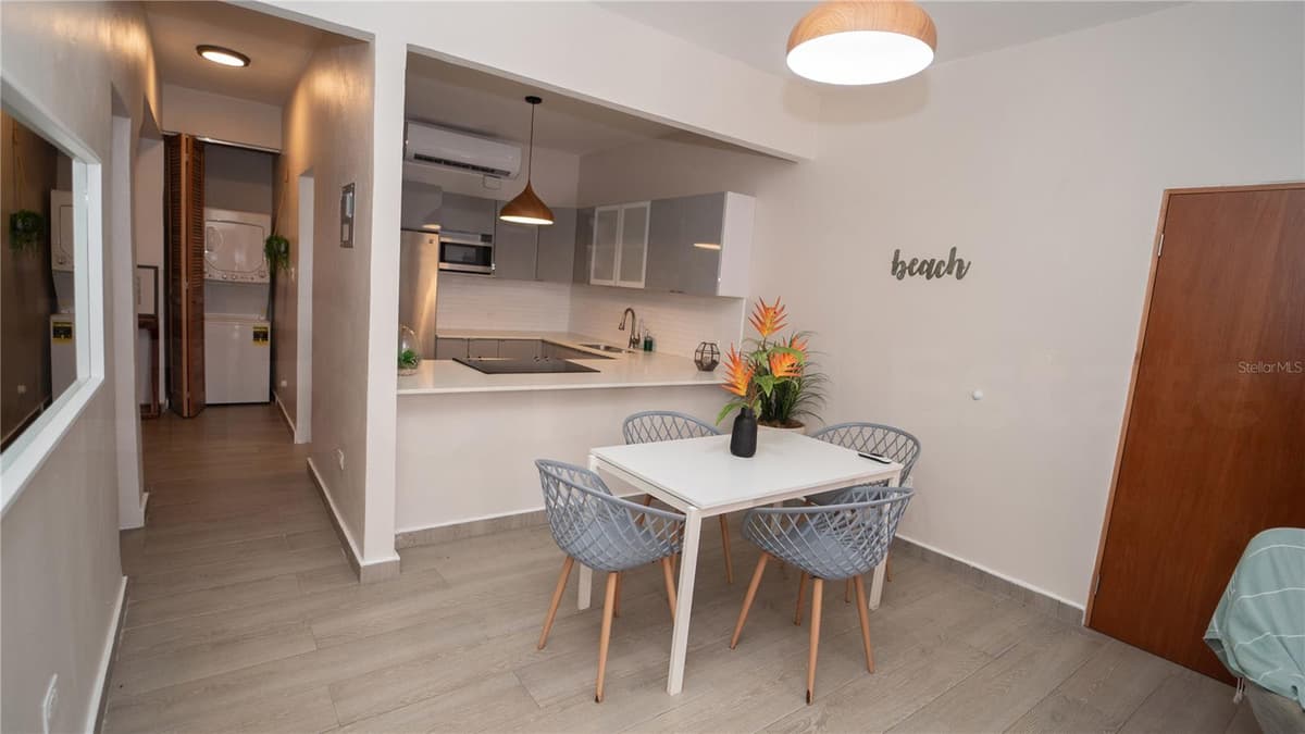 2058 ESPAÑA STREET — photo 12 of 20