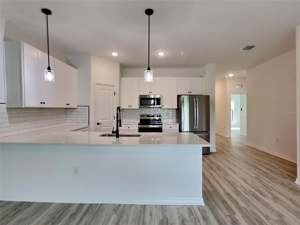 1320 RIO DE JANEIRO AVENUE — photo 2 of 19