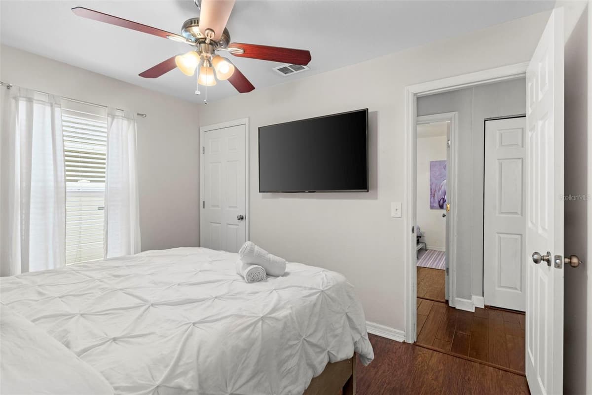 1507 HENRY AVENUE — photo 14 of 17