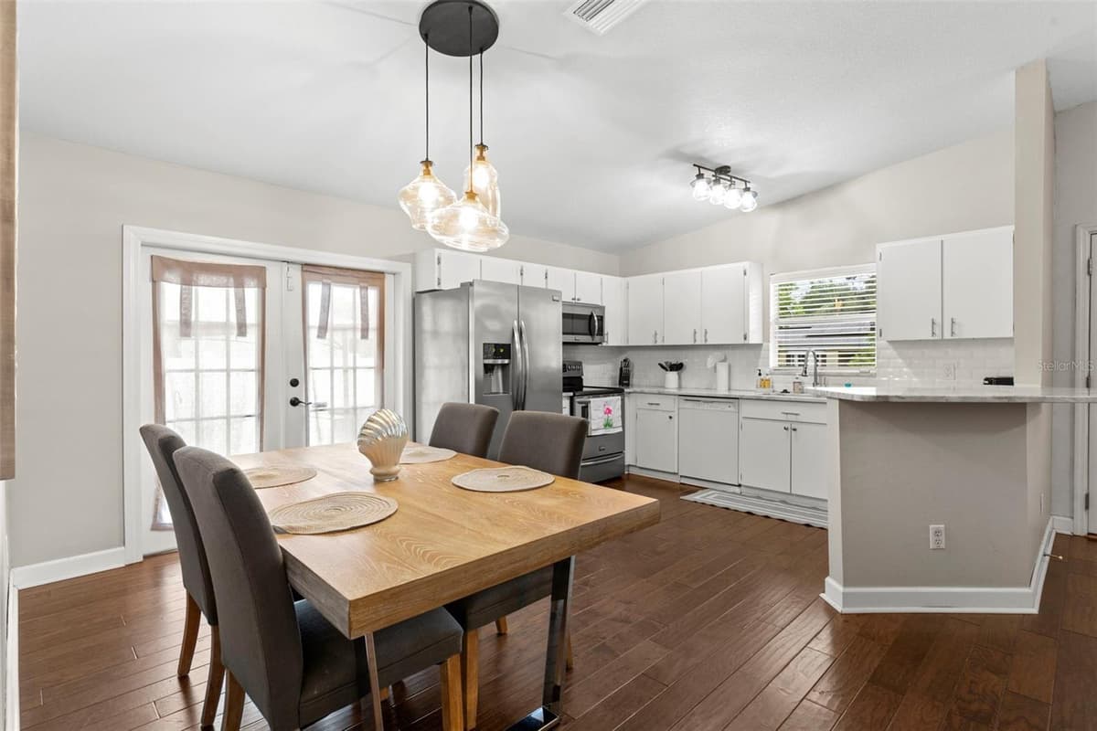 1507 HENRY AVENUE — photo 7 of 17