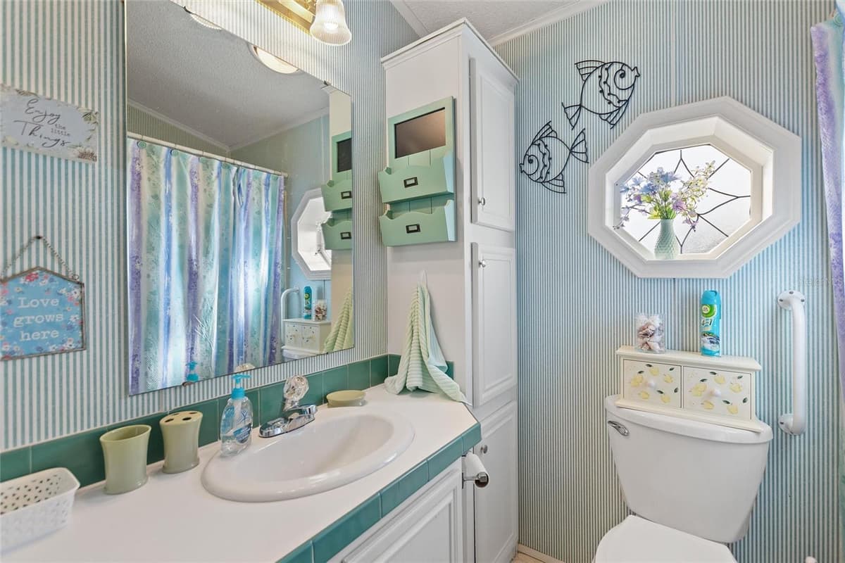251 PATTERSON ROAD — photo 15 of 30