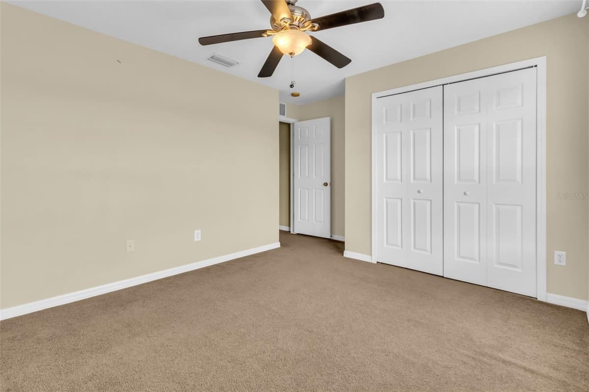 5333 RIVER ROCK ROAD — photo 38 of 46