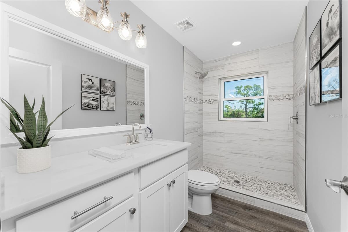 4199 HOLLIS AVENUE — photo 30 of 75