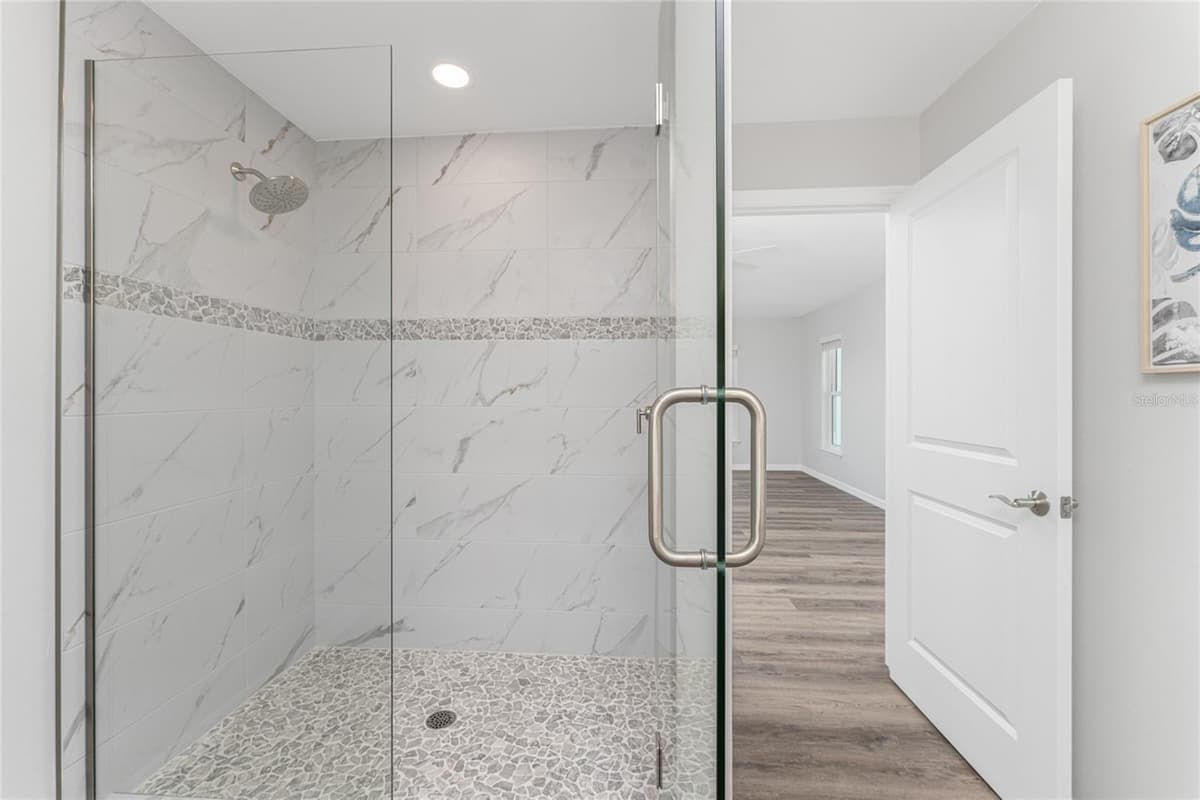 4199 HOLLIS AVENUE — photo 43 of 75