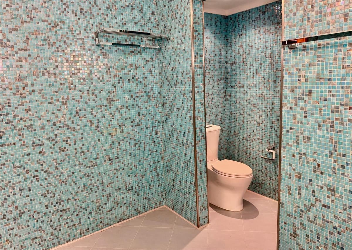 1500 OCEAN DRIVE — photo 18 of 46