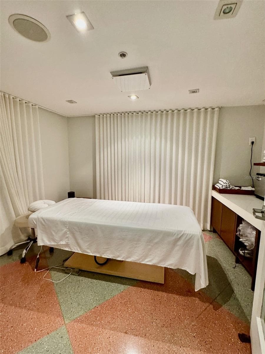 1500 OCEAN DRIVE — photo 43 of 46