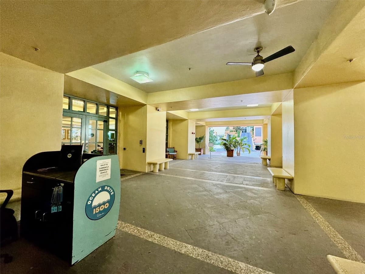 1500 OCEAN DRIVE — photo 33 of 46