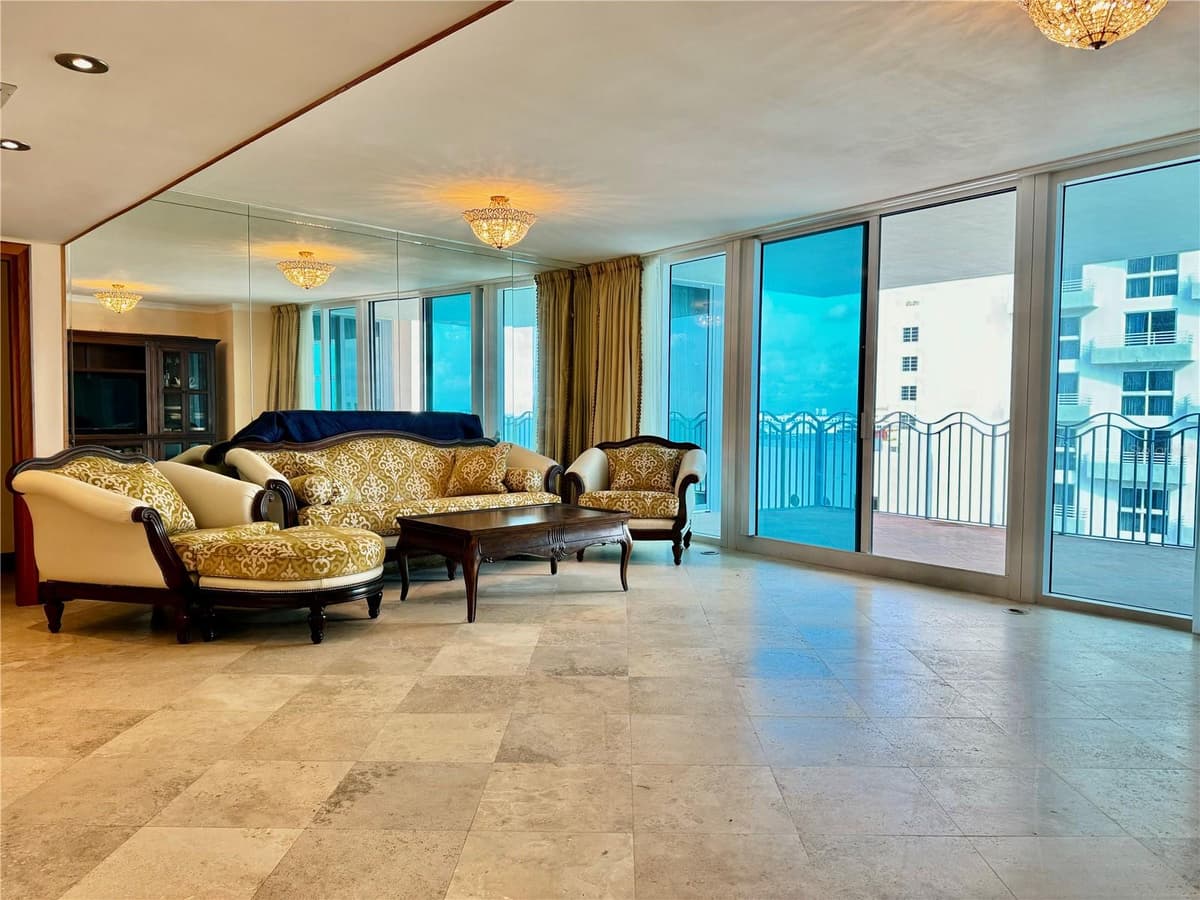 1500 OCEAN DRIVE — photo 7 of 46