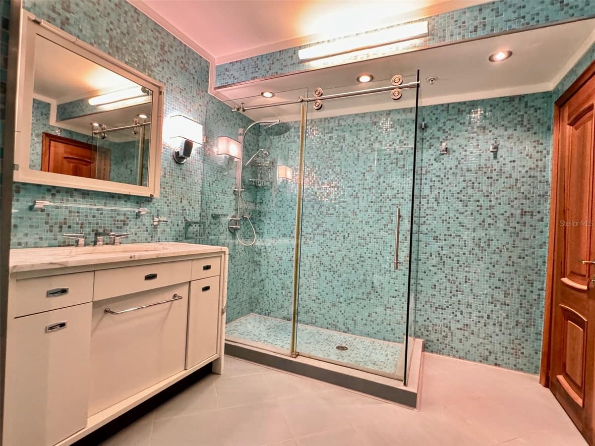 1500 OCEAN DRIVE — photo 15 of 46
