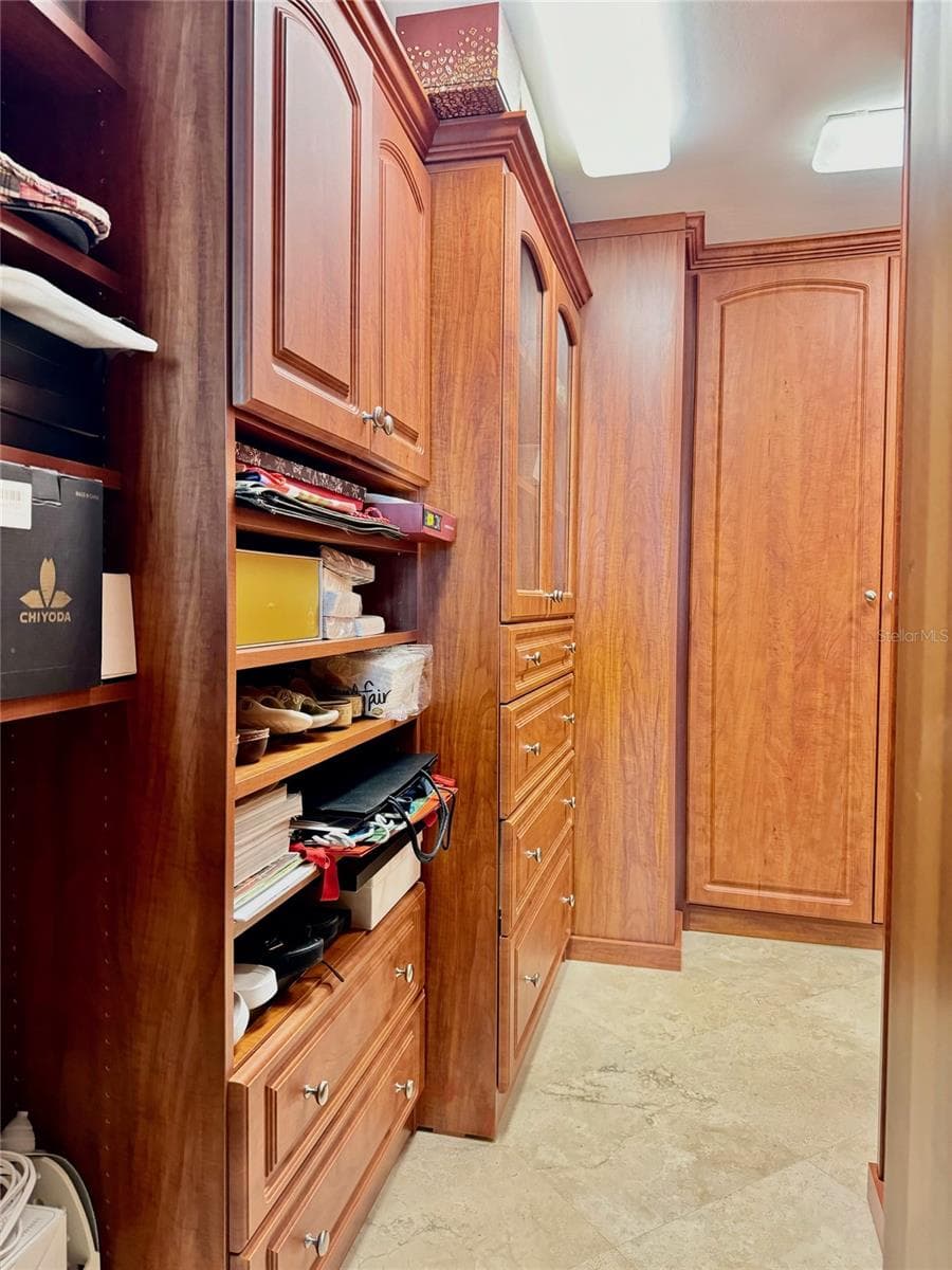 1500 OCEAN DRIVE — photo 21 of 46