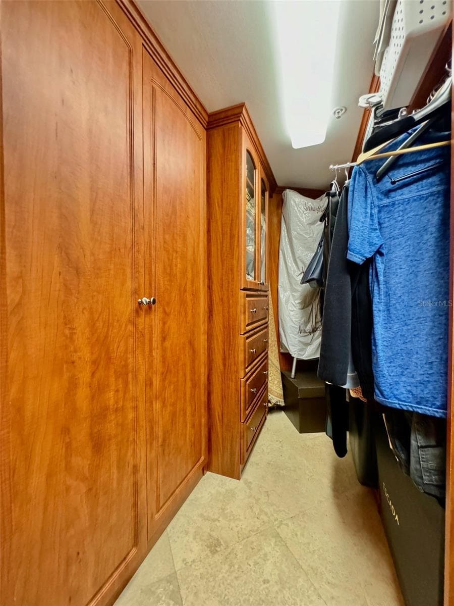 1500 OCEAN DRIVE — photo 20 of 46