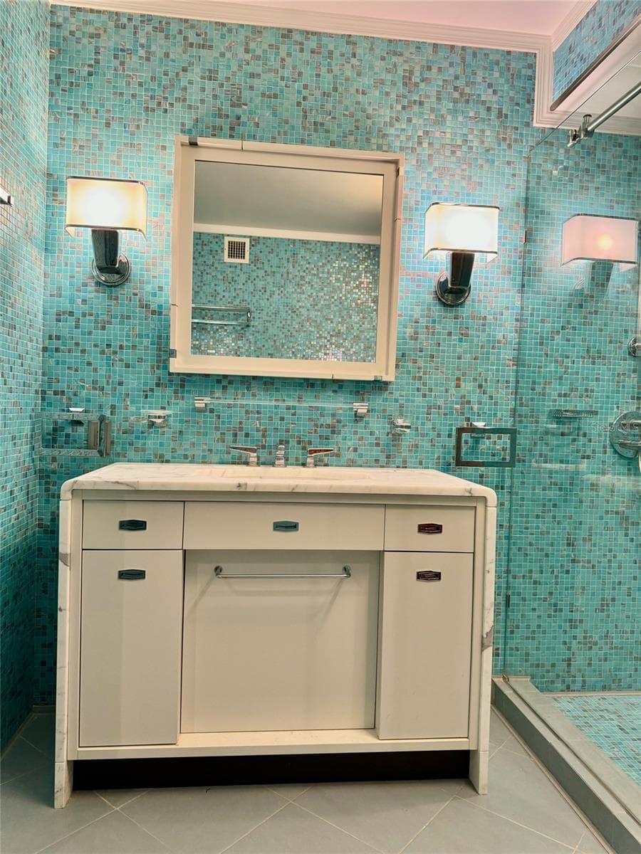 1500 OCEAN DRIVE — photo 17 of 46