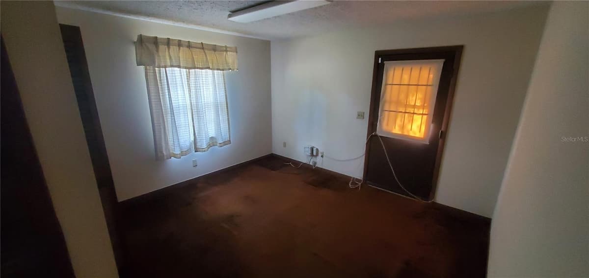 18300 STATE ROAD 52 — photo 9 of 12