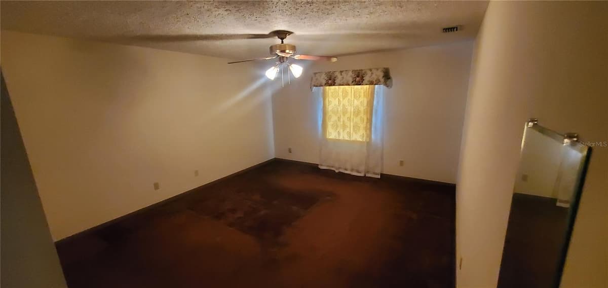 18300 STATE ROAD 52 — photo 11 of 12