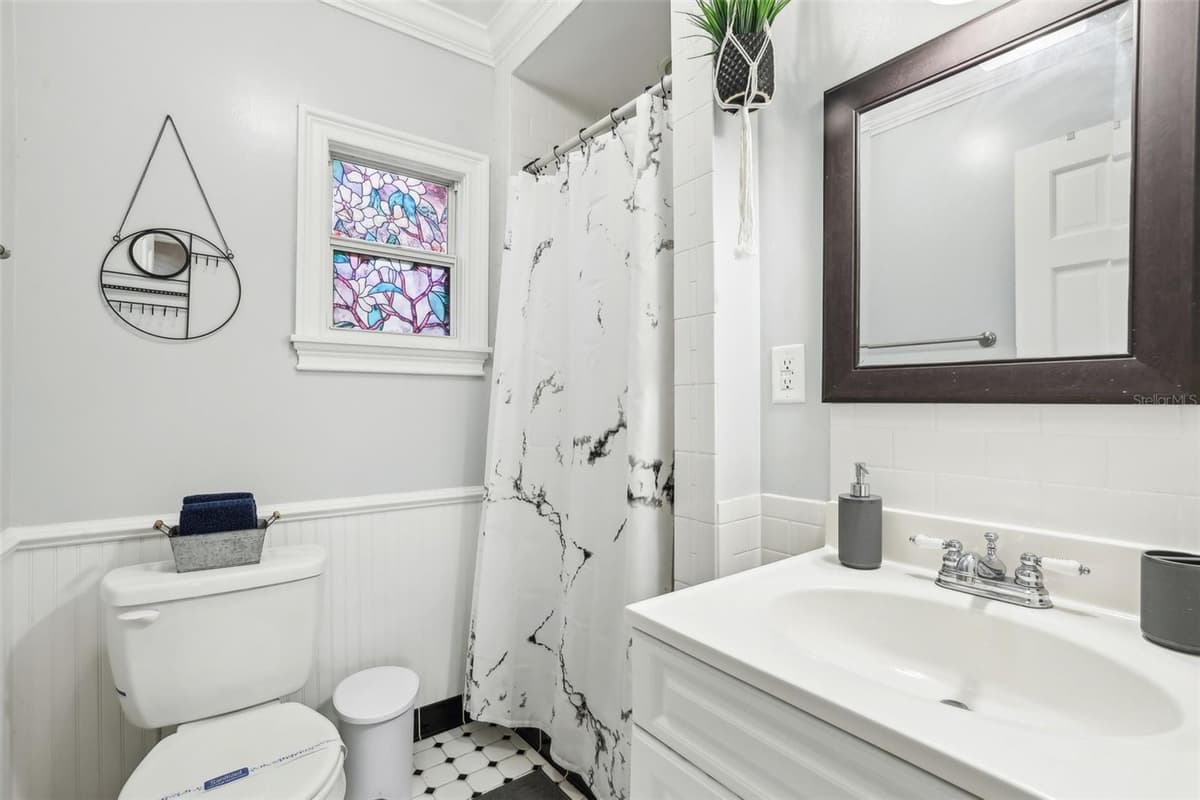 1815 LARKIN AVENUE — photo 30 of 50