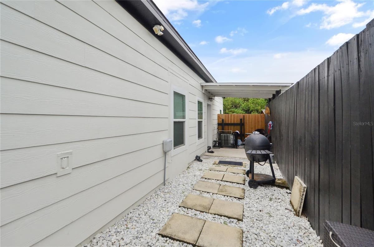 2393 APPY LANE — photo 40 of 48