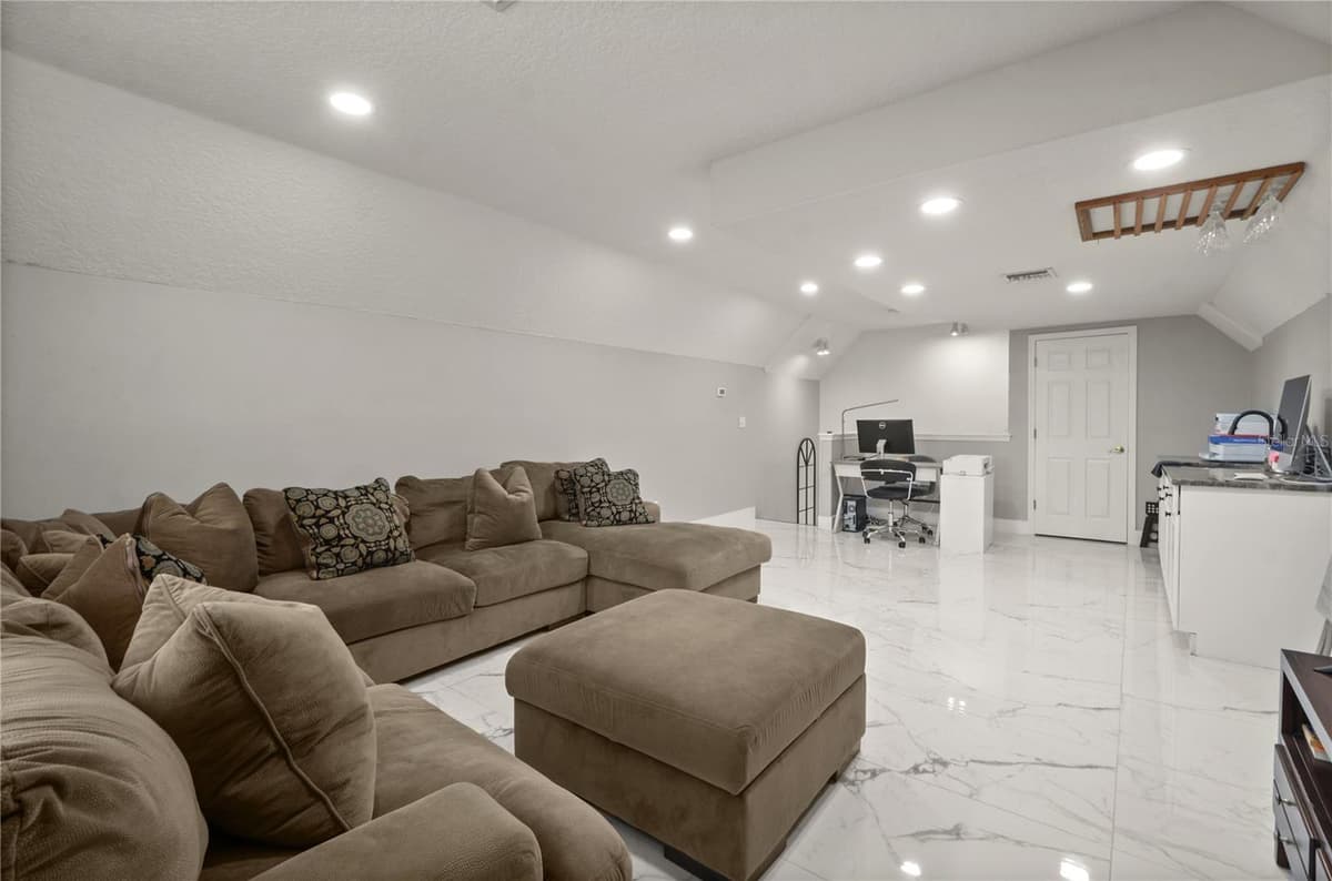 2393 APPY LANE — photo 32 of 48