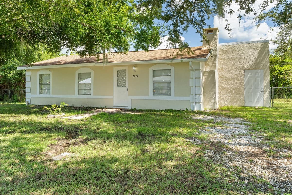2624 LEE STREET — photo 1 of 18