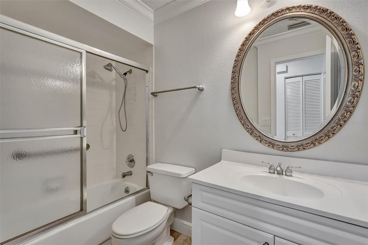 7861 PINE TRACE DRIVE — photo 34 of 36
