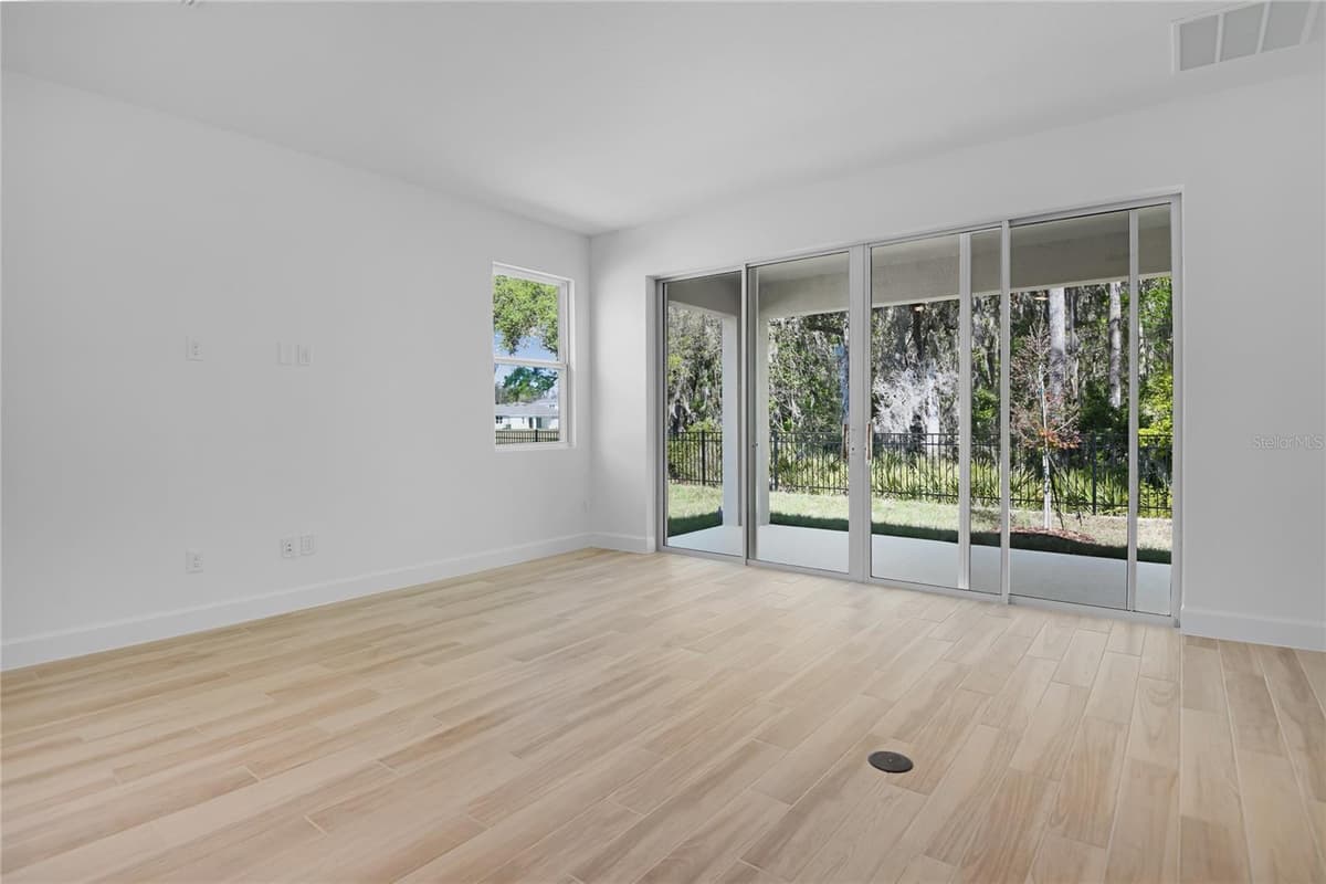 4235 SAWTOOTH COURT — photo 11 of 19
