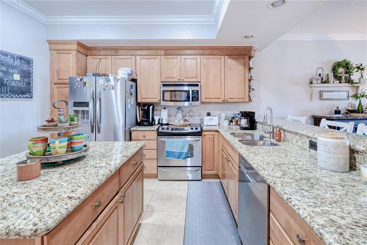 3228 PURPLE MARTIN DRIVE — photo 9 of 47