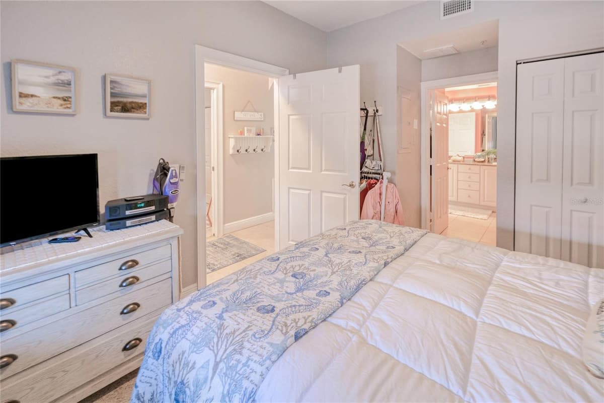 3228 PURPLE MARTIN DRIVE — photo 17 of 47