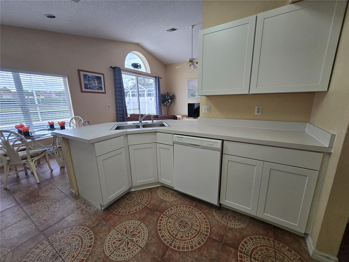 3011 BRANSBURY COURT — photo 7 of 42