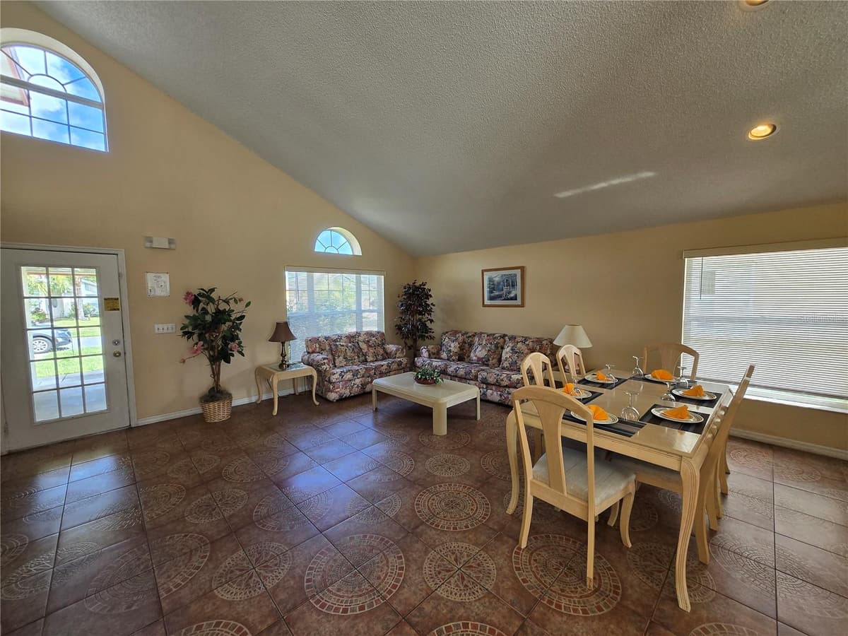3011 BRANSBURY COURT — photo 17 of 42