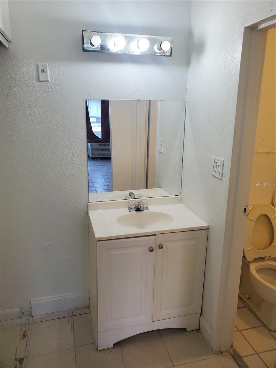 7900 ORANGE BLOSSOM TRAIL — photo 9 of 17