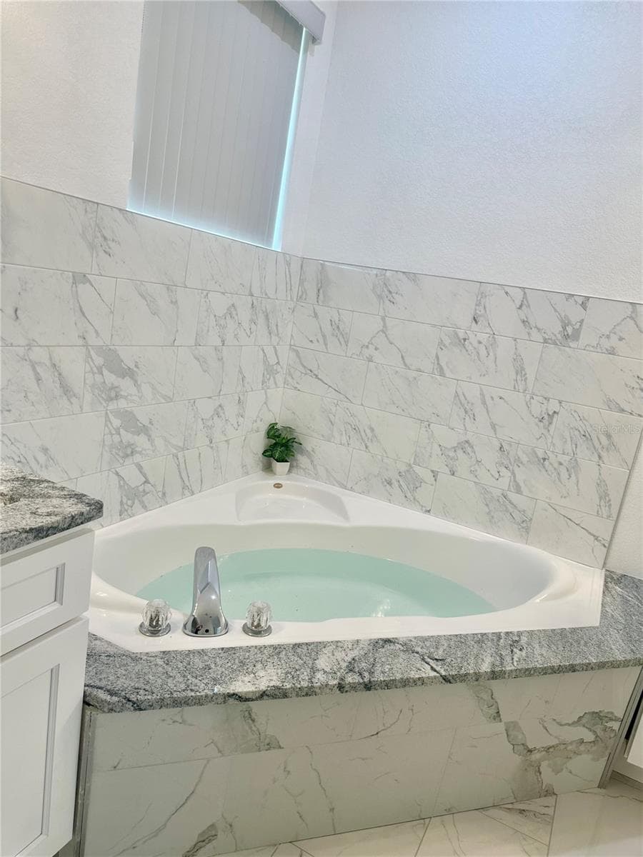 17271 PEGGY AVE. AVENUE — photo 14 of 23