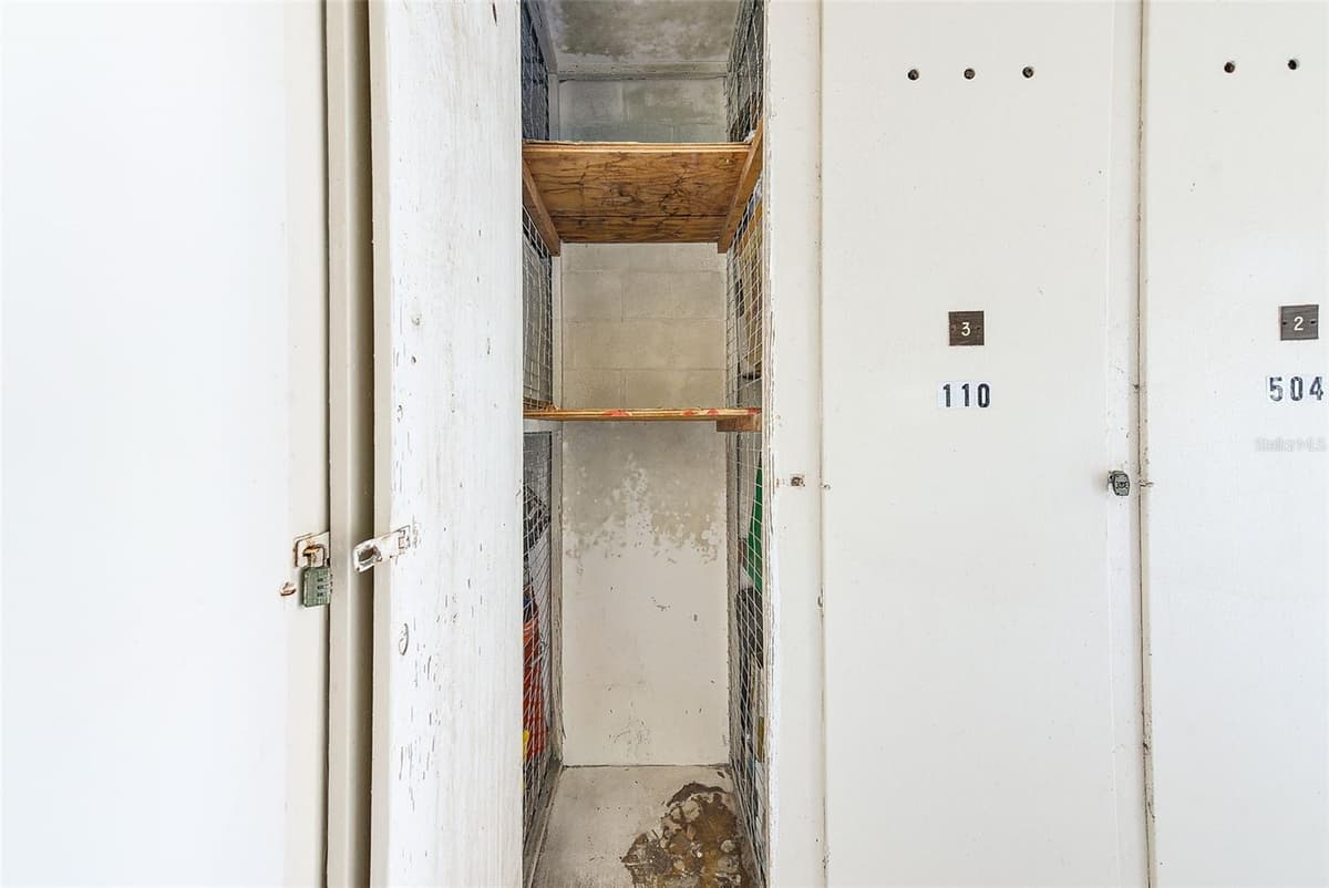 220 BELLEVIEW BOULEVARD — photo 42 of 61