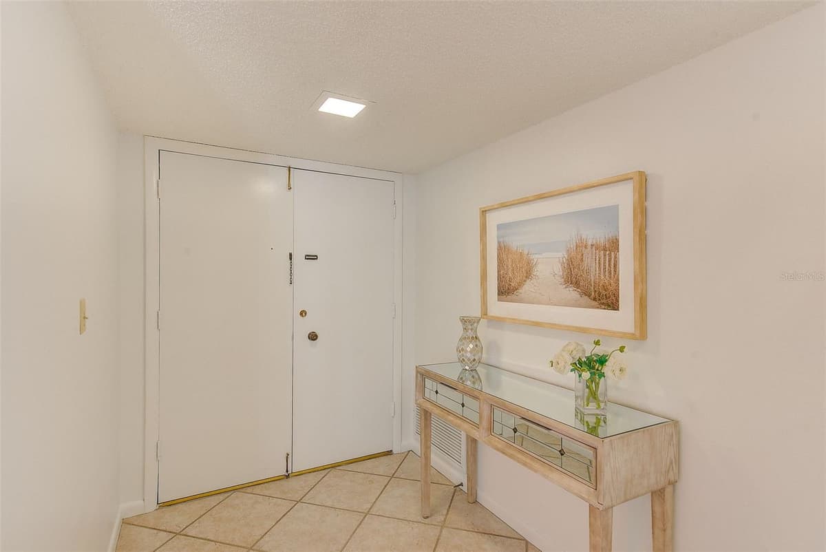 220 BELLEVIEW BOULEVARD — photo 29 of 61