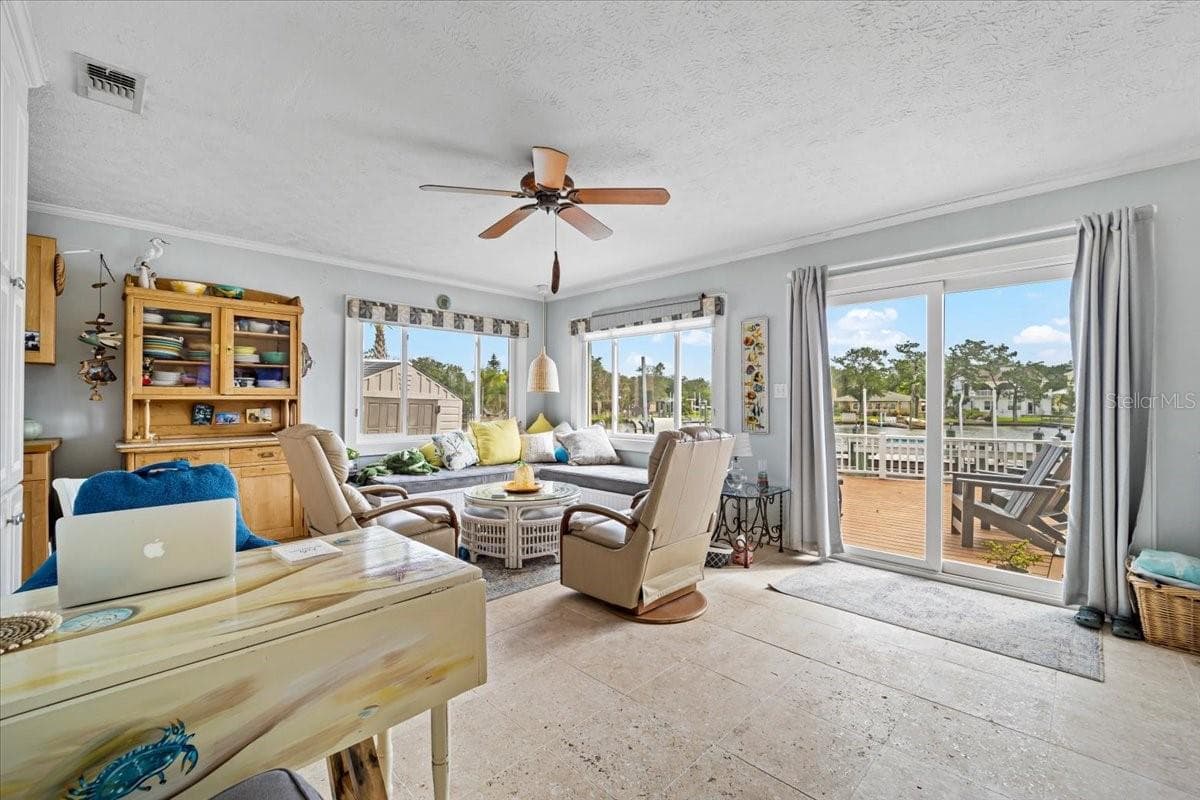 93 DOLPHIN DRIVE — photo 7 of 47