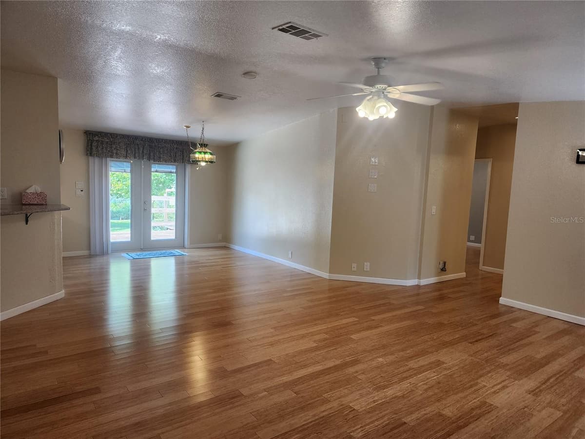 14902 ARRENA ROAD — photo 9 of 40