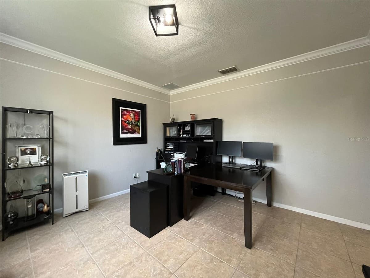 2321 HINSDALE DRIVE — photo 32 of 43